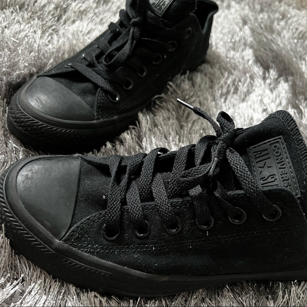 Low Top Converse